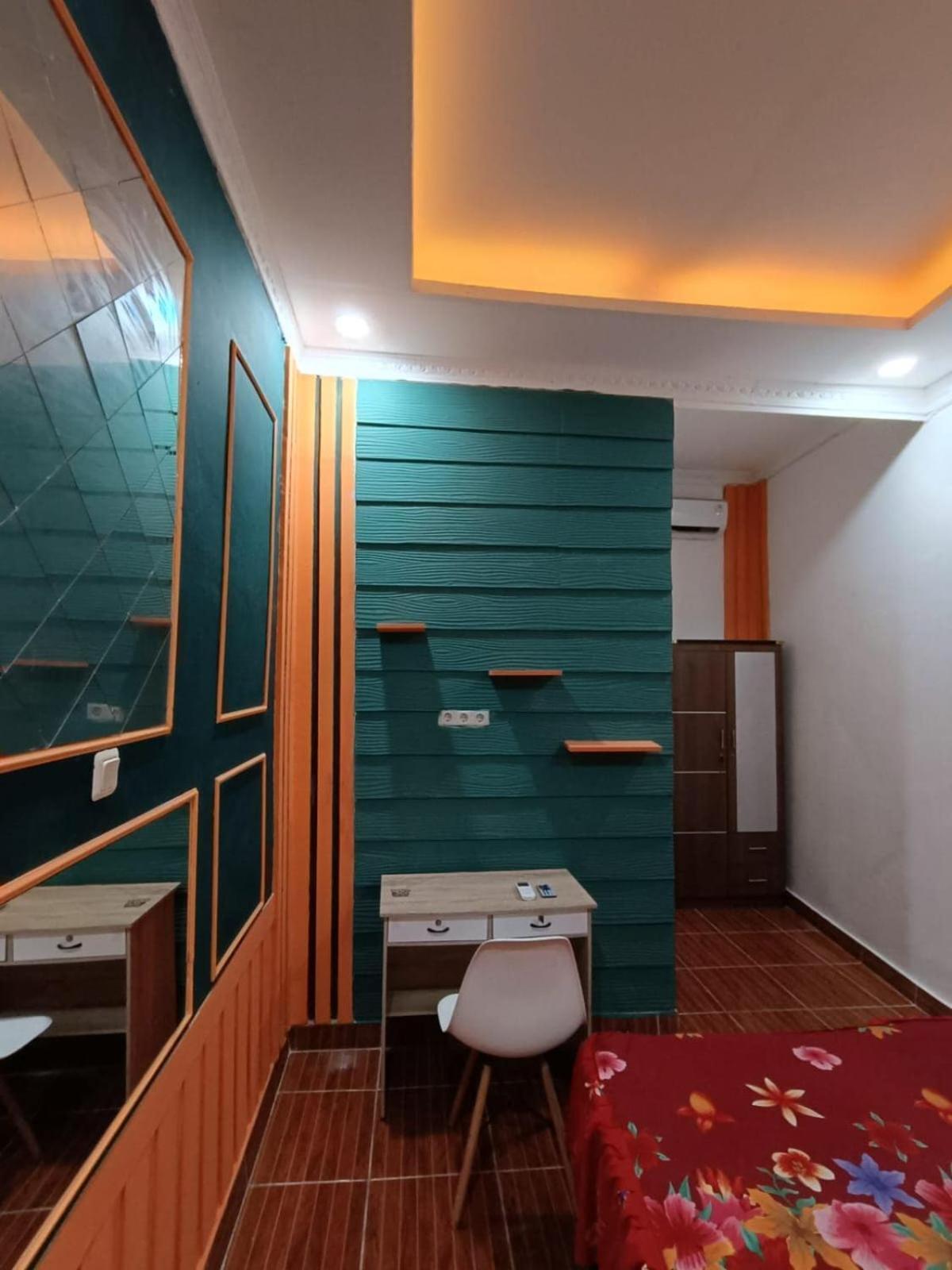 Oyo Life 92977 Neba Kost Aesthetic 호텔 Peladen 외부 사진